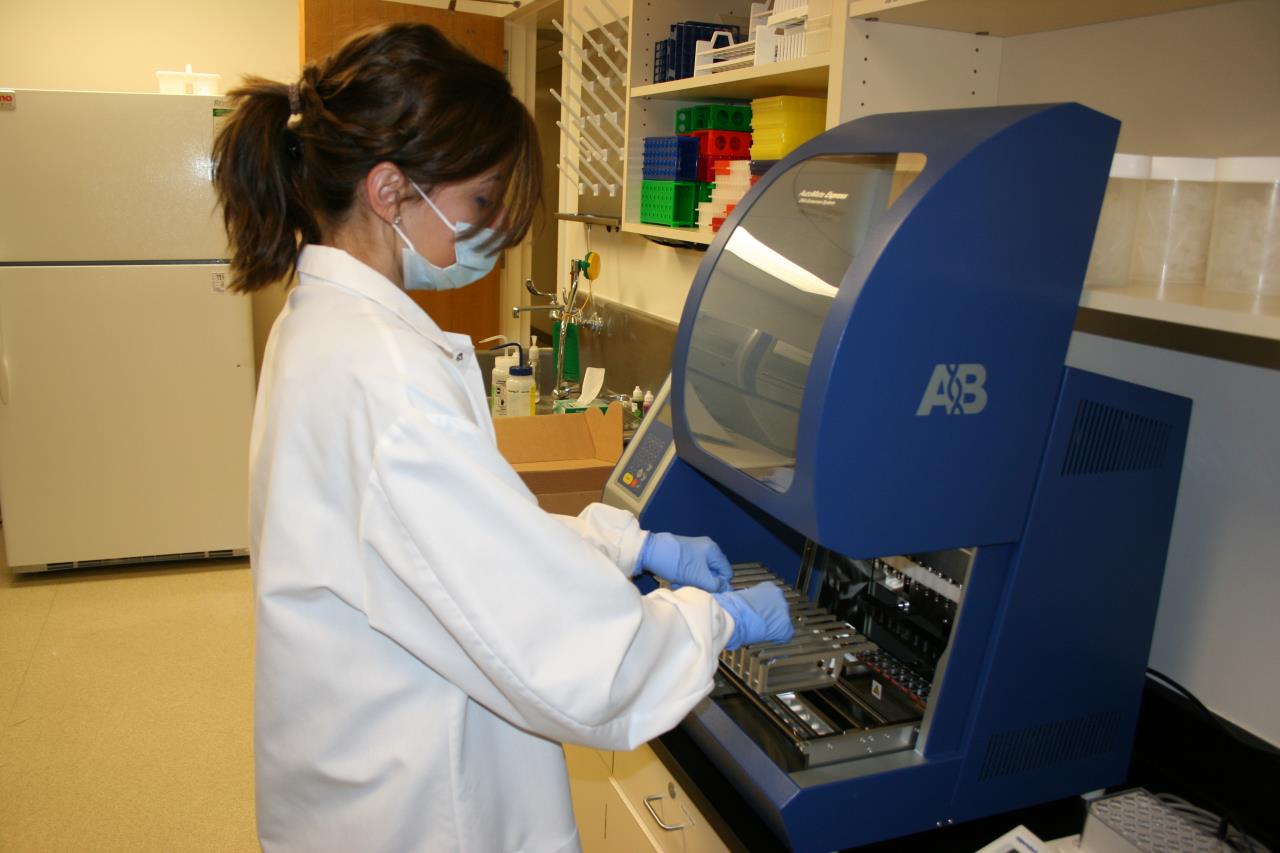 Photo of Forensic Lab Tech